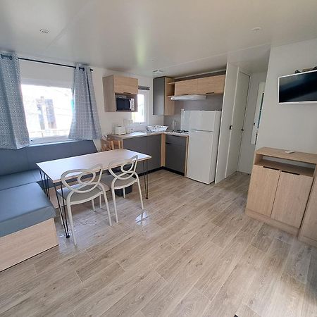 Camping Sainte Mere Eglise Exterior photo