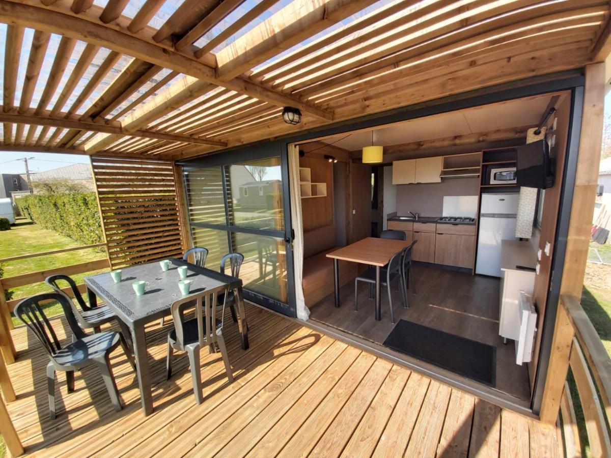 Camping Sainte Mere Eglise Exterior photo