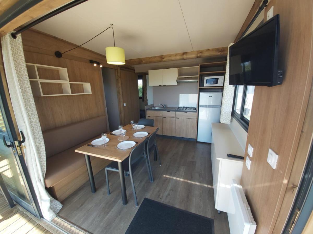Camping Sainte Mere Eglise Exterior photo