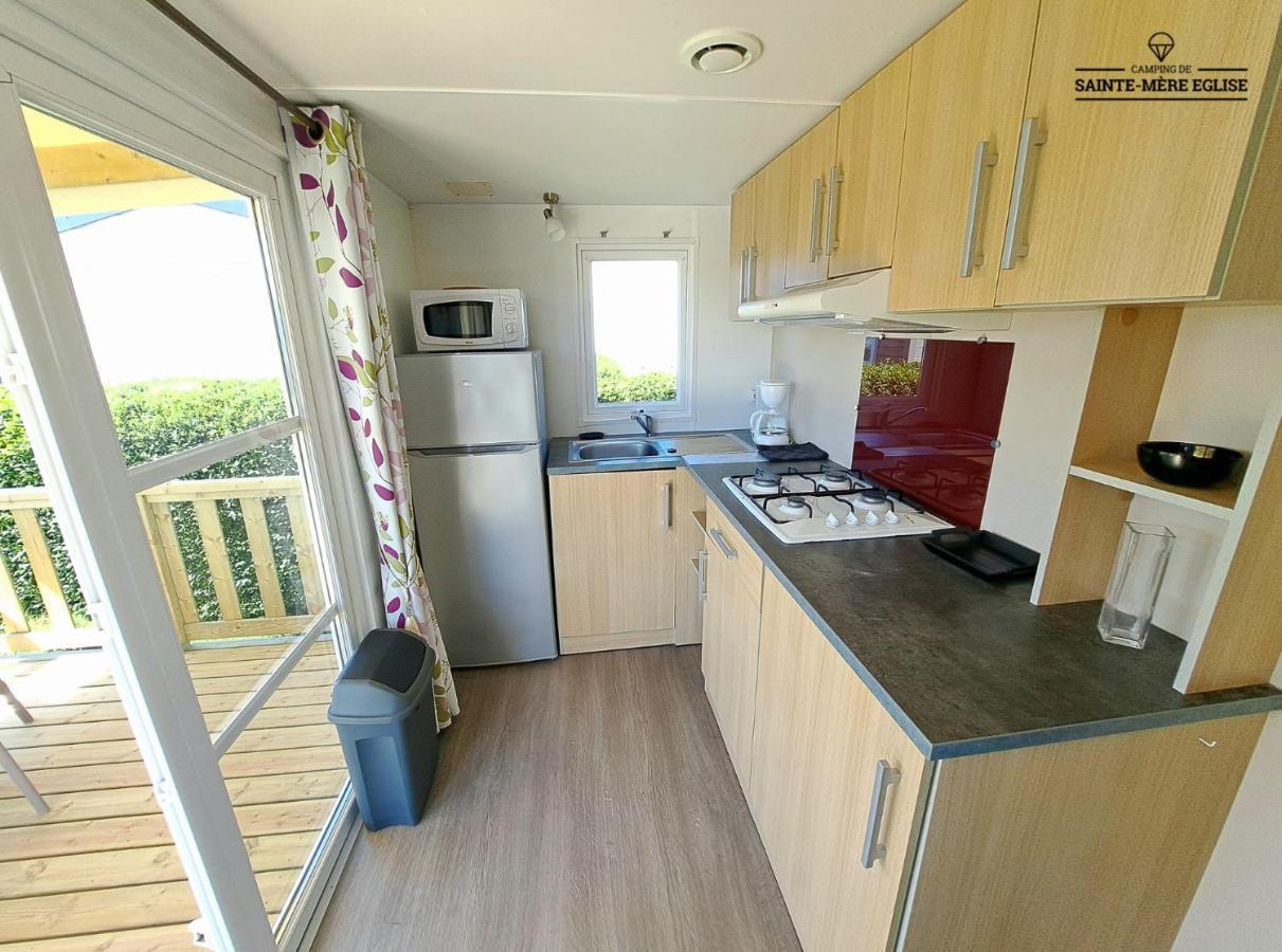 Camping Sainte Mere Eglise Exterior photo