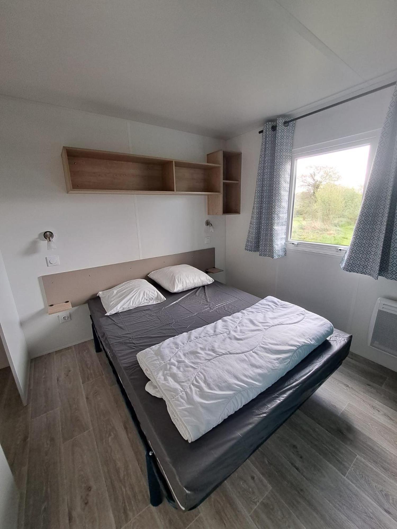 Camping Sainte Mere Eglise Exterior photo