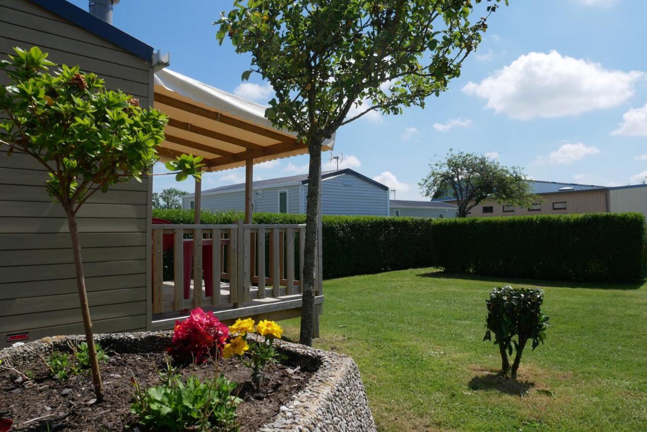 Camping Sainte Mere Eglise Exterior photo